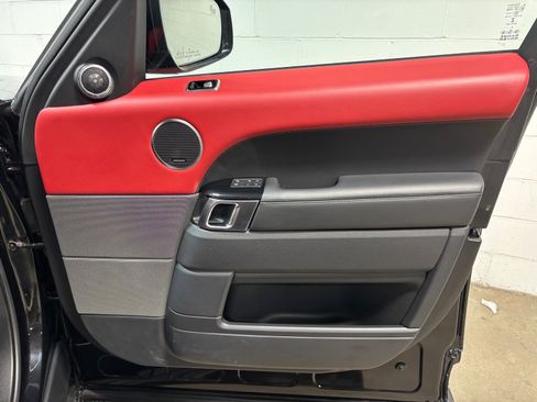 Used 2019 Land Rover Range Rover Sport HSE Dynamic AWD/4WD image 35