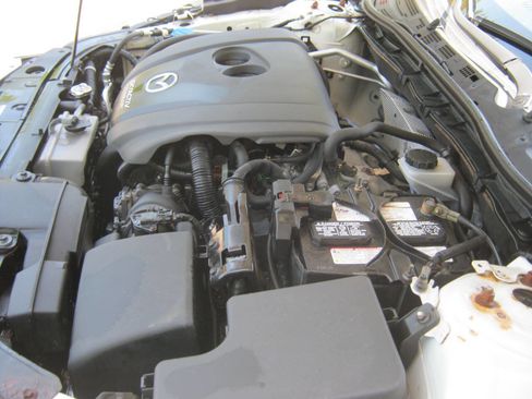 Used 2016 MAZDA MAZDA3 i Touring w/ Popular Equipment Package FWD image 15