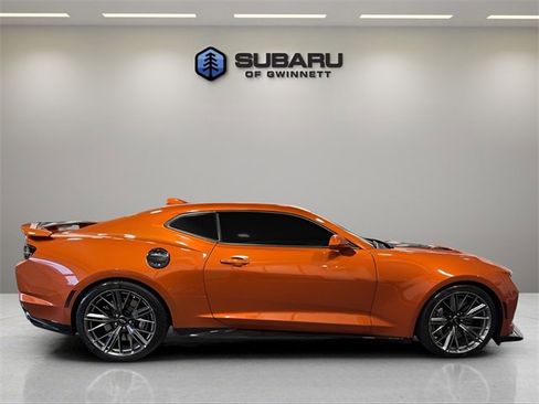 Used 2022 Chevrolet Camaro ZL1 image 6