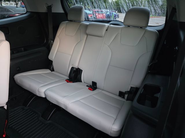 Certified 2022 Kia Telluride SX w/ SX Prestige Package AWD/4WD image 19