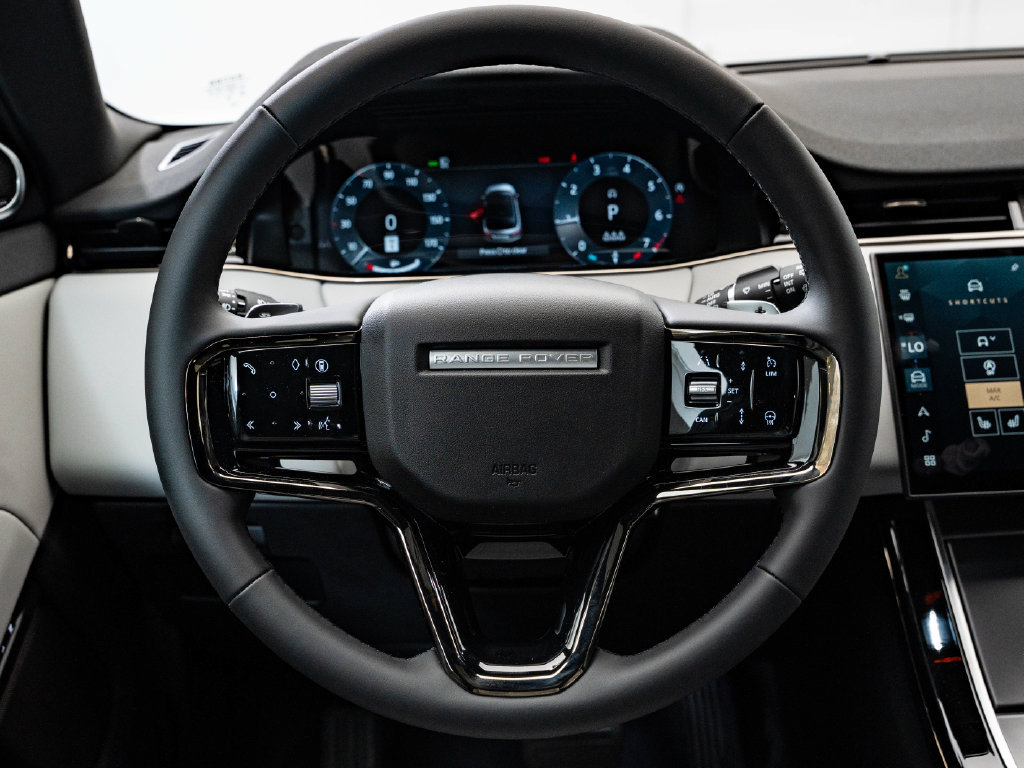 New 2026 Land Rover Range Rover Evoque S AWD/4WD image 39
