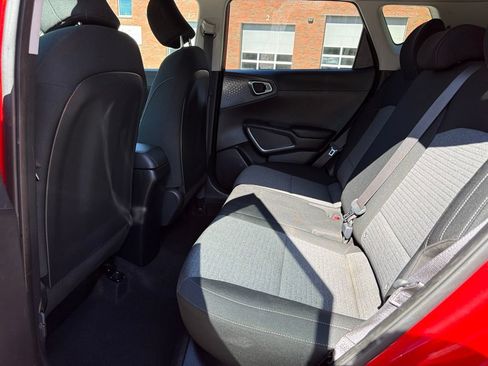 Certified 2021 Kia Soul S FWD image 24