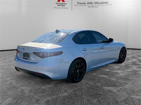 Used 2020 Alfa Romeo Giulia w/ Nero Edizione image 5