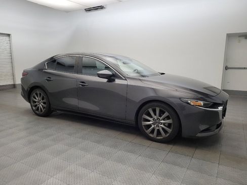 Used 2020 MAZDA MAZDA3 Sedan w/ Select Package image 11