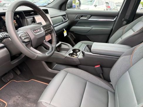 New 2026 GMC Terrain AT4 w/ Convenience Package III image 17