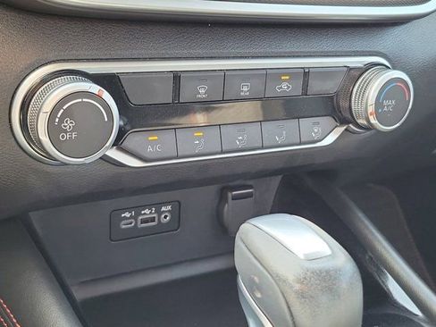 Certified 2023 Nissan Altima 2.5 SR FWD image 30