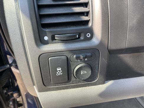Used 2011 Honda CR-V EX image 14