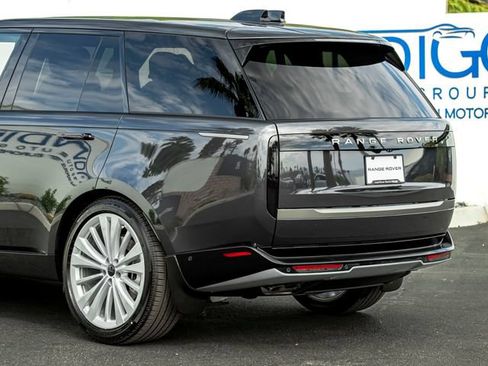 New 2026 Land Rover Range Rover SE AWD/4WD image 10