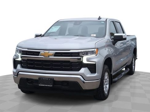 Certified 2022 Chevrolet Silverado 1500 LT AWD/4WD image 1