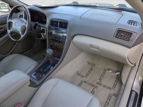 Used 2001 Lexus ES 330 image 19