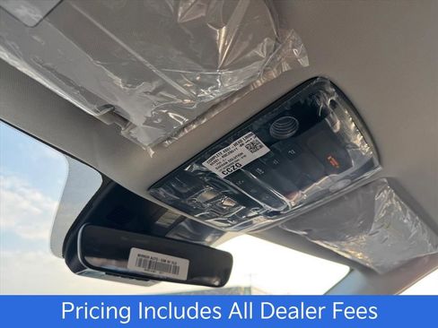 New 2026 Kia Carnival EX FWD image 21