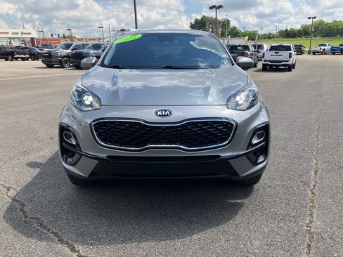 Used 2022 Kia Sportage LX AWD/4WD image 2