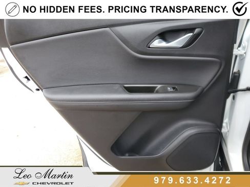 Used 2022 Chevrolet Blazer LT FWD image 13