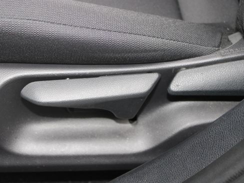 Certified 2024 Toyota Corolla LE image 29