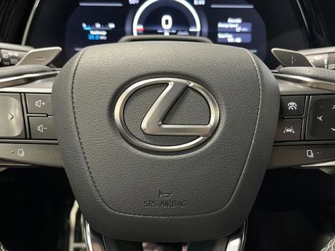 Used 2025 Lexus RX 500h F Sport image 16