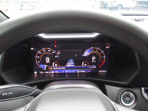 Used 2024 Chevrolet Colorado Trail Boss w/ Technology Package AWD/4WD image 17