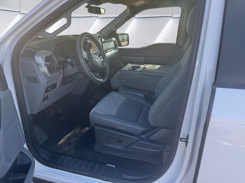 Used 2023 Ford F150 XLT image 7