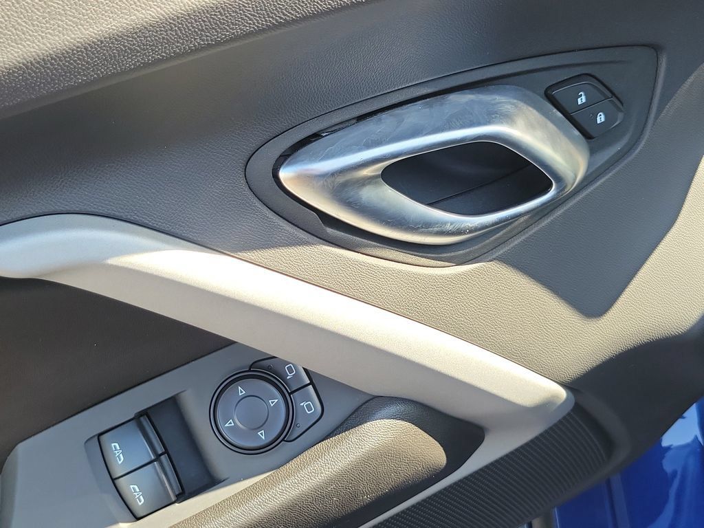 Used 2023 Chevrolet Camaro SS RWD image 17