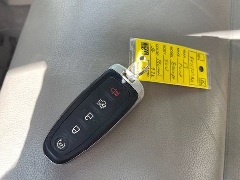 Used 2013 Ford Escape SEL AWD/4WD image 21