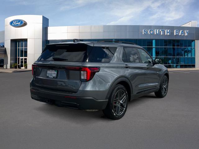 Certified 2025 Ford Explorer ST-Line w/ Premium Package RWD image 5