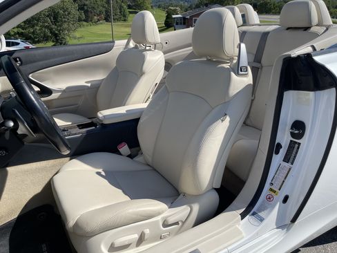 Used 2010 Lexus IS 250C RWD image 20