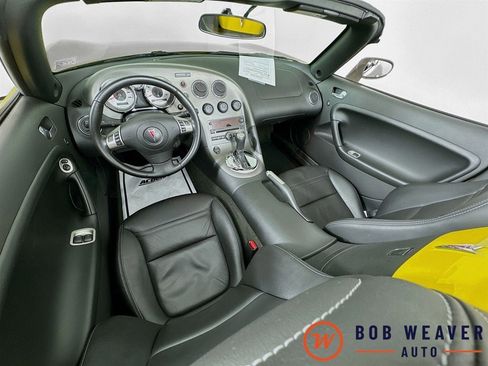 Used 2007 Pontiac Solstice Convertible w/ Premium Package image 26