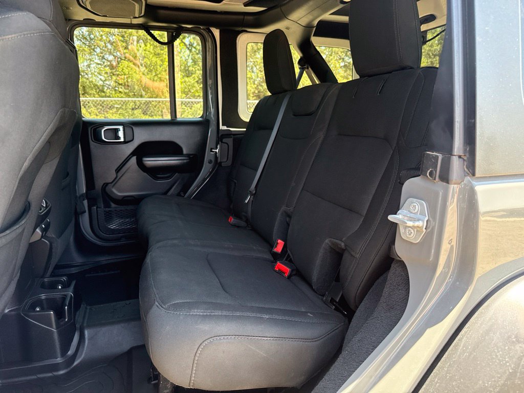 Used 2021 Jeep Wrangler Unlimited Sport AWD/4WD image 30