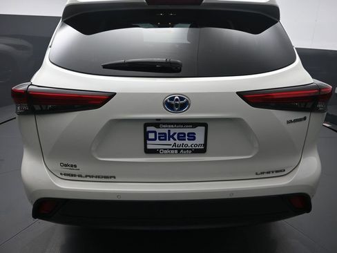 Used 2021 Toyota Highlander Limited image 35