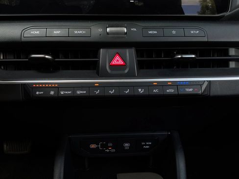 Used 2025 Kia K4 FWD image 28