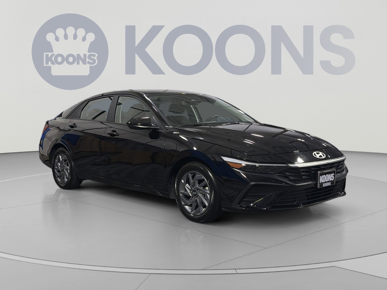 Used 2024 Hyundai Elantra SEL FWD image 10