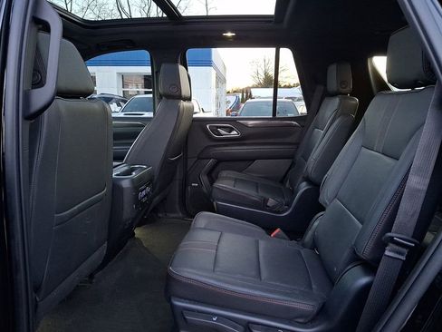 Used 2022 Chevrolet Tahoe RST w/ Sport Performance Package image 9