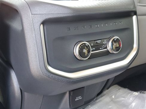 New 2026 Ford Expedition Max Active AWD/4WD image 33