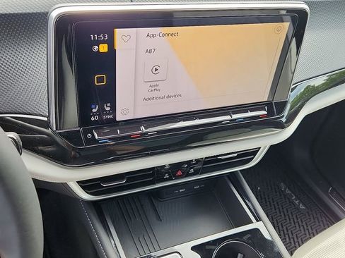 New 2025 Volkswagen Atlas Cross Sport SEL Premium R-Line image 11