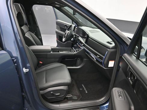 New 2026 Hyundai Santa Fe Calligraphy AWD/4WD image 17