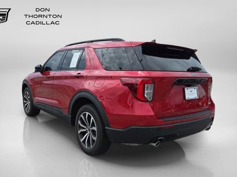 Used 2023 Ford Explorer ST-Line AWD/4WD image 3