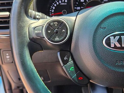 Used 2016 Kia Soul + w/ Designer's Package FWD image 26