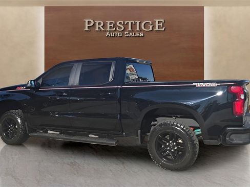 Used 2021 Chevrolet Silverado 1500 LT Trail Boss image 18
