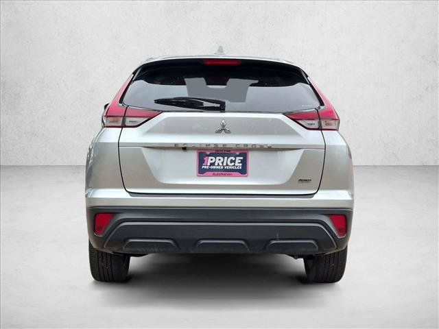 Used 2023 Mitsubishi Eclipse Cross LE AWD/4WD image 6