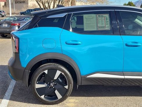 Certified 2025 Nissan Kicks SR image 5