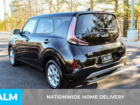 Used 2025 Kia Soul LX w/ LX Technology Package image 5