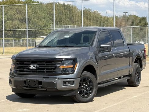 New 2026 Ford F150 XLT w/ Equipment Group 302A MID RWD image 2
