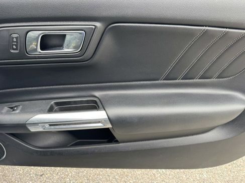 Used 2021 Ford Mustang Premium RWD image 9