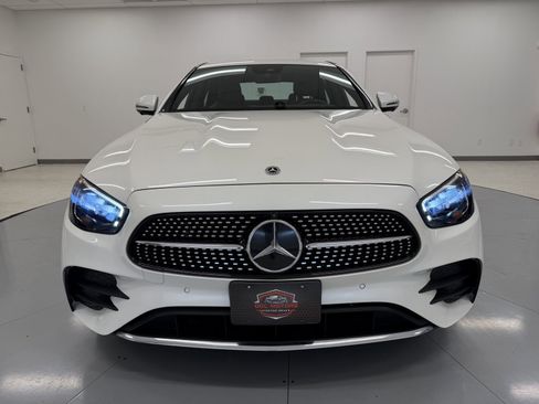 Used 2023 Mercedes-Benz E 350 E 350 w/ Premium Package image 2
