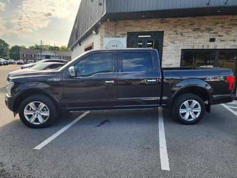 Used 2018 Ford F150 Platinum w/ Equipment Group 701A Luxury AWD/4WD image 2