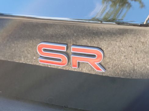 Certified 2025 Nissan Kicks SR FWD image 10