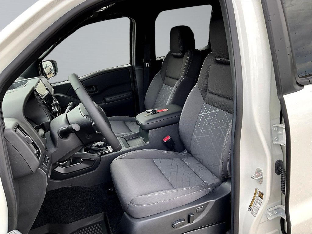New 2026 Nissan Frontier SV w/ All-Weather Content Package AWD/4WD image 29