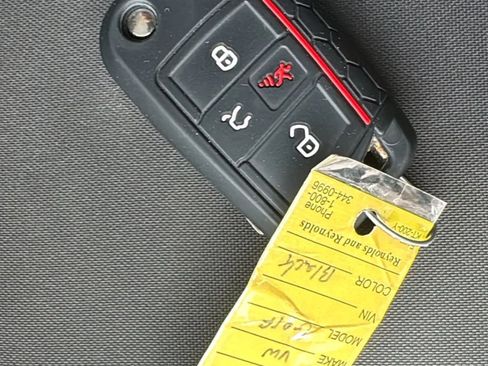 Used 2016 Volkswagen Golf S FWD image 52