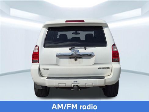Used 2007 Toyota 4Runner SR5 RWD image 5