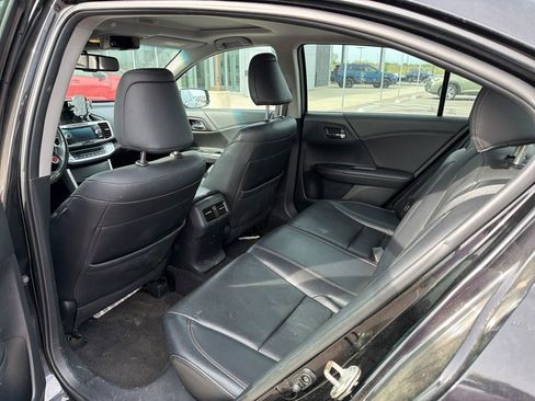 Used 2015 Honda Accord EX-L image 11