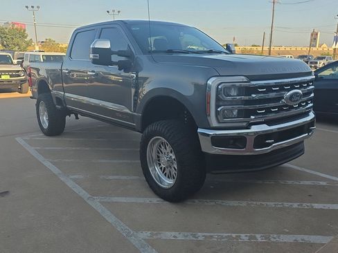 Used 2023 Ford F250 Lariat w/ Chrome Package AWD/4WD image 24